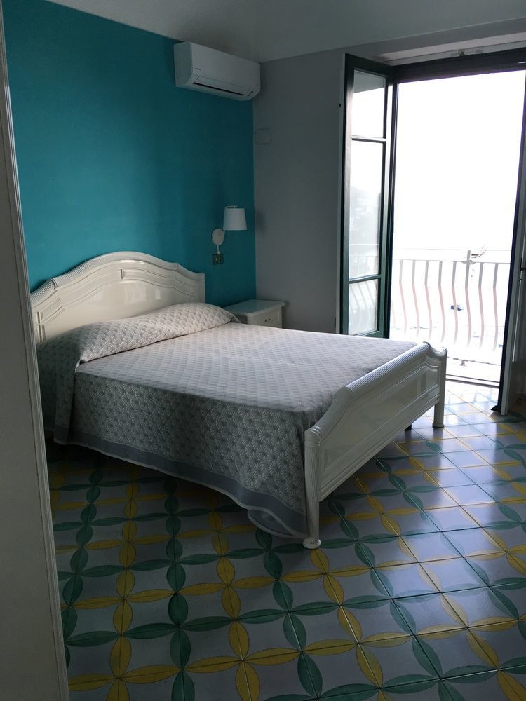 Amalfi Apartments Design Centro Storico المظهر الخارجي الصورة